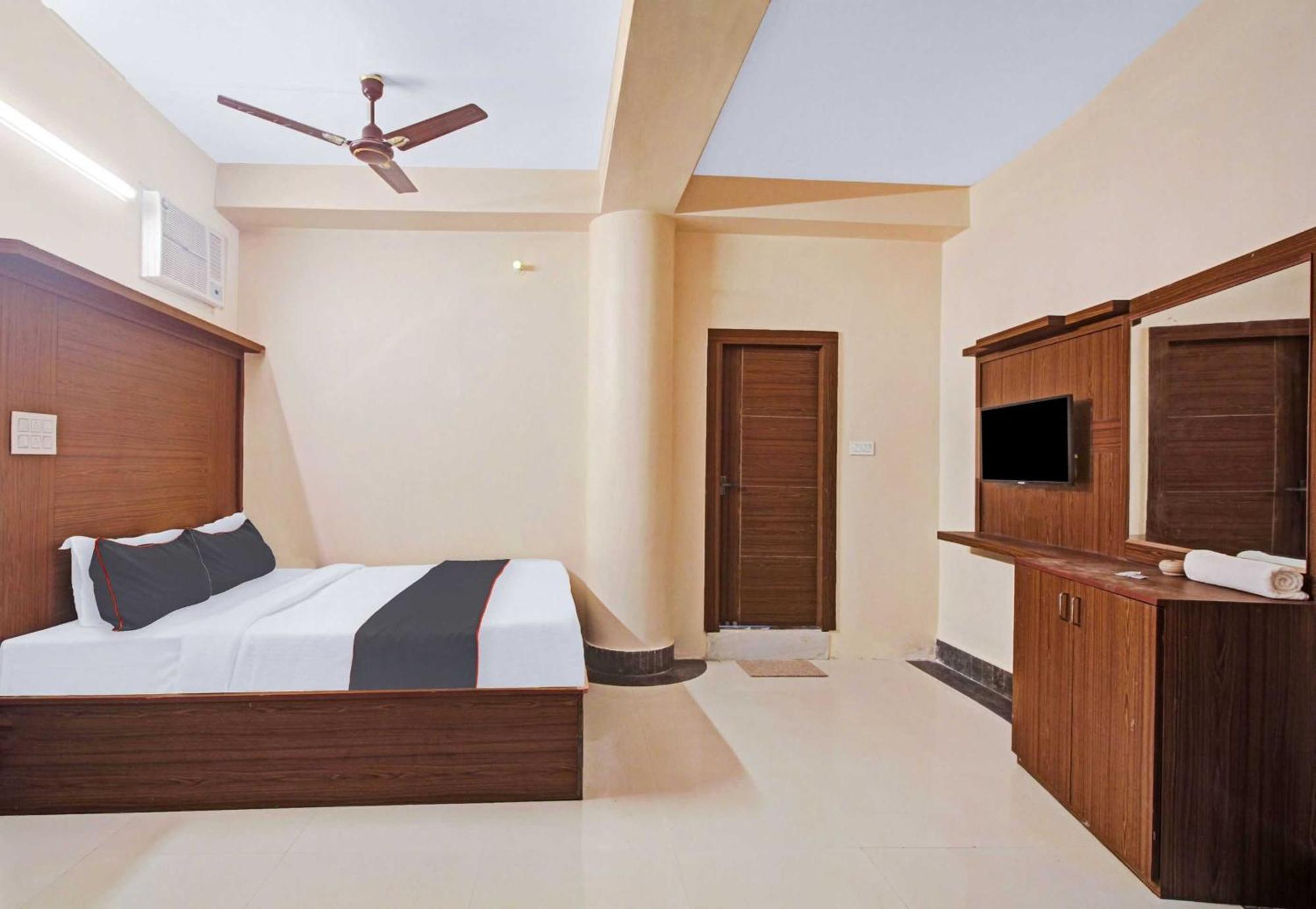 Super Collection O Hotel Aqua Villa Near Netaji Subhash Chandra Bose International Airport Gauripur  Exterior photo